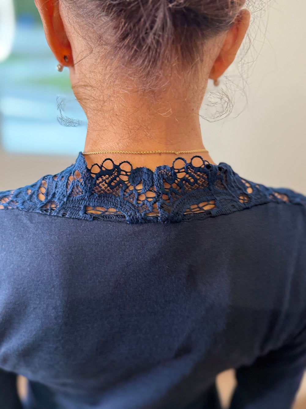 Maglia Manica Lunga Scollo Macrame' 25436