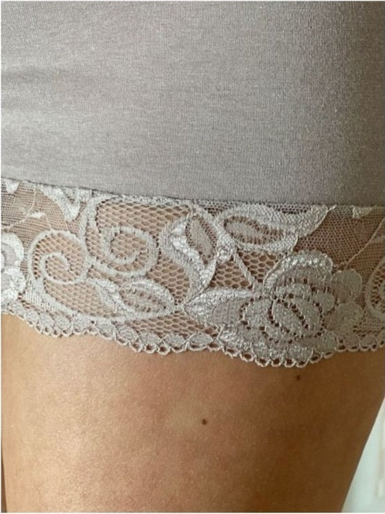 Canotta Donna Spalla Sottile Pizzo Fondo